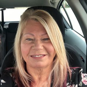 Meet your Posher, Vicky